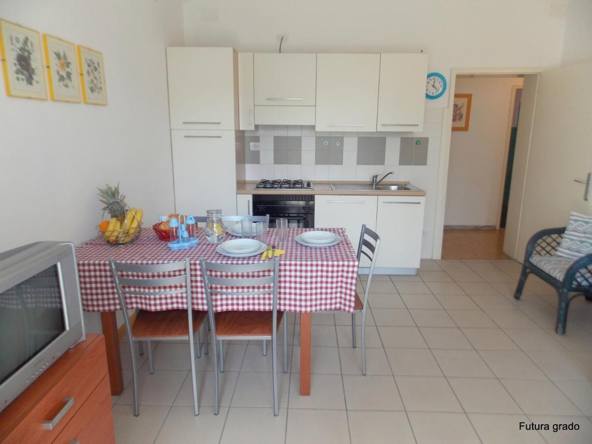 Villa Verdi Apartments Градо Екстер'єр фото
