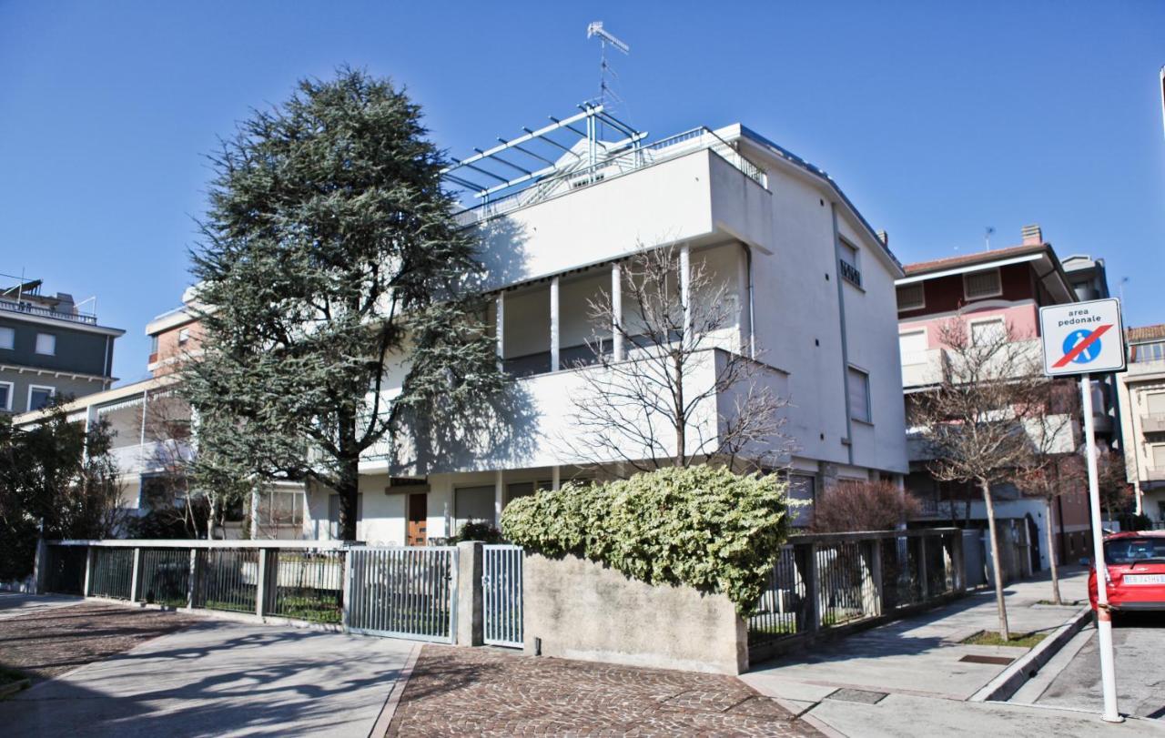 Villa Verdi Apartments Градо Екстер'єр фото