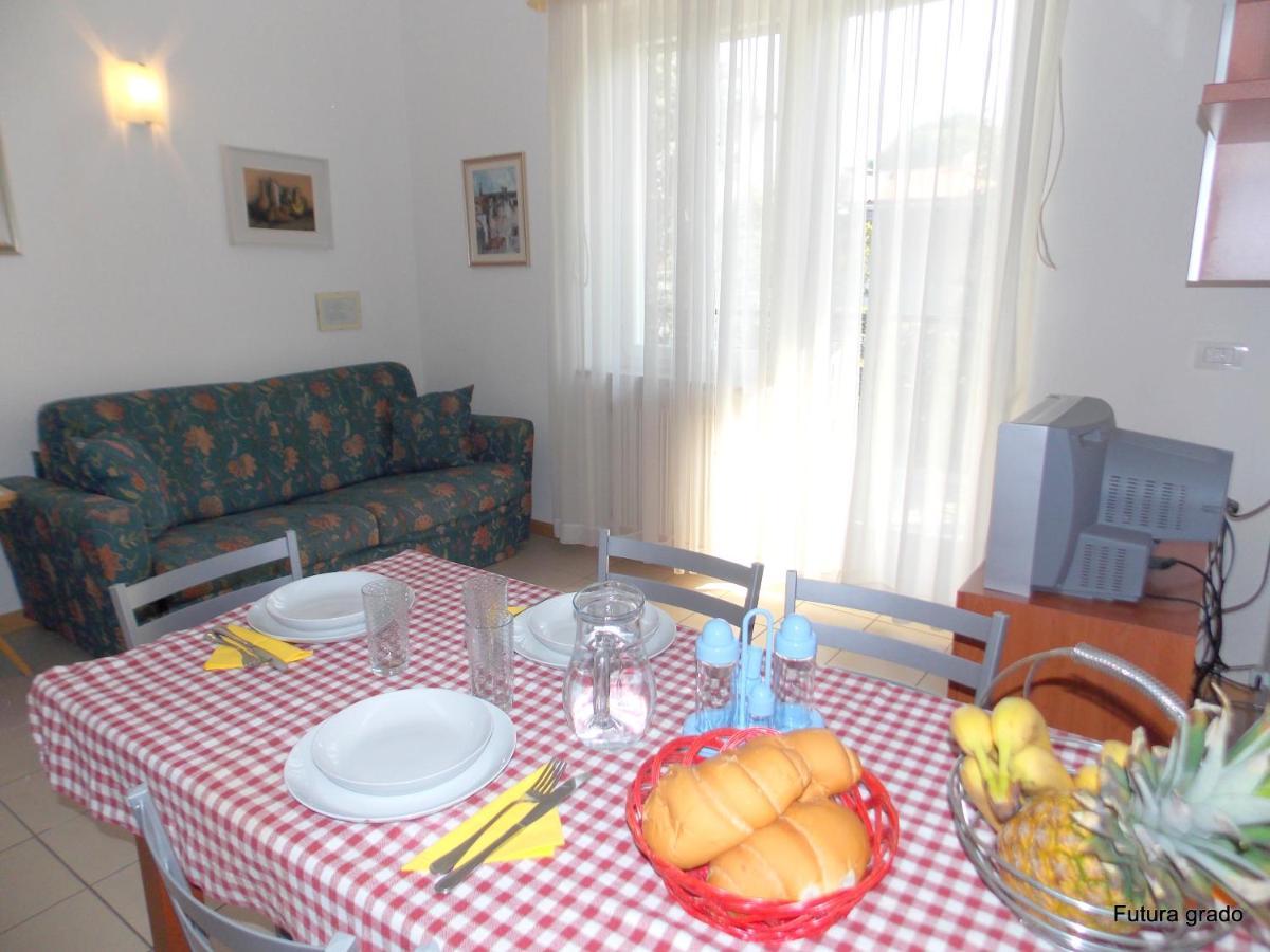 Villa Verdi Apartments Градо Екстер'єр фото