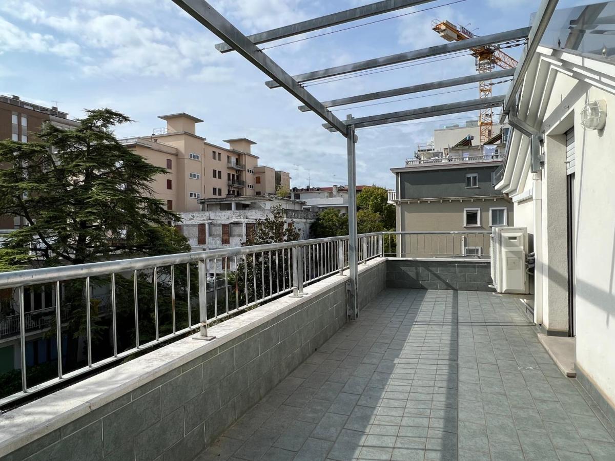 Villa Verdi Apartments Градо Екстер'єр фото